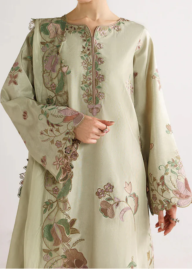 3-PC EMBROIDERED LAWN UNSTICHED DRESS