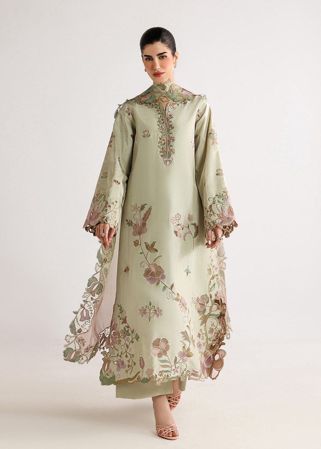 3-PC EMBROIDERED LAWN UNSTICHED DRESS
